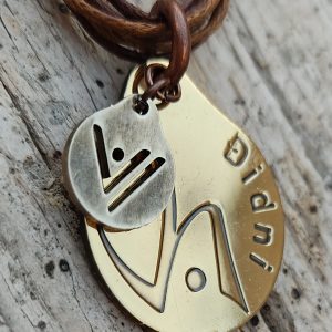 Amuleto Didni, Big-D, tierra