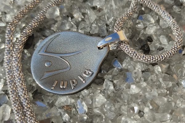 Amuleto Didni, Big-D. Plata 925.