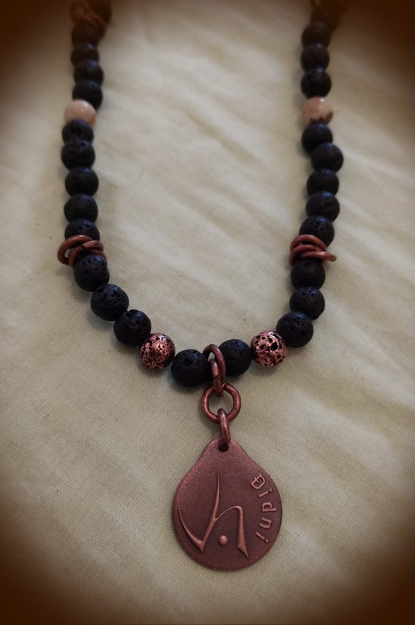 Collar Harley, más amuleto Didni Cobre.