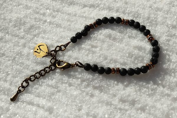 Pulsera de piedra Lilith-S. Negra, Dorada.