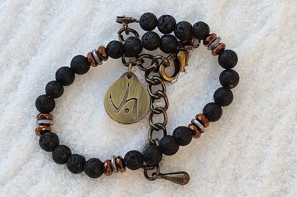 Pulsera de piedra Lilith-S. Negra, Dorada.