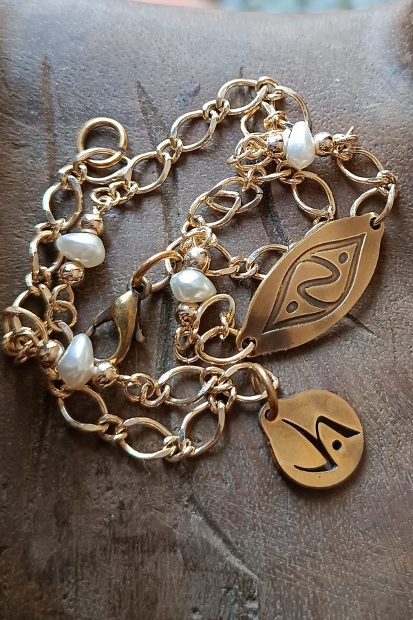 Pulsera con amuleto Didni y elemento Amor