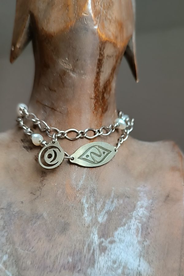 Pulsera con amuleto Didni y elemento Amor