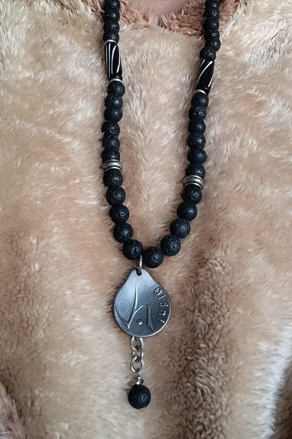 Collar pirata con Amuleto Didni.