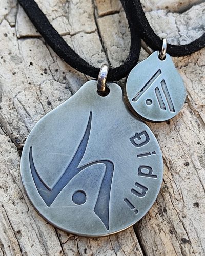 Amuleto Didni, Big-D, fuego.