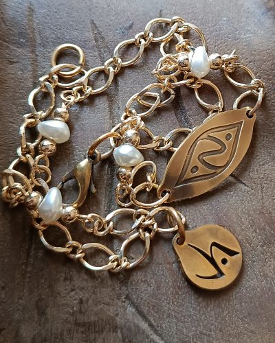 Pulsera con amuleto Didni y elemento Amor